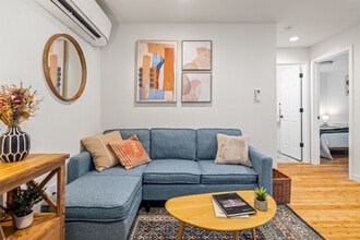 Building Photo - 12729 Evanston Ave N