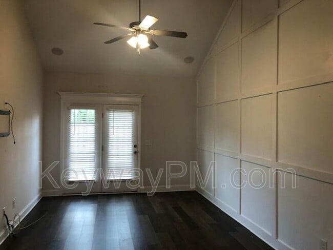 Building Photo - 2419 Sequoia Trl