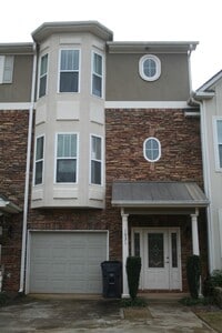 Building Photo - PARK PLACE - The Reserve Community
