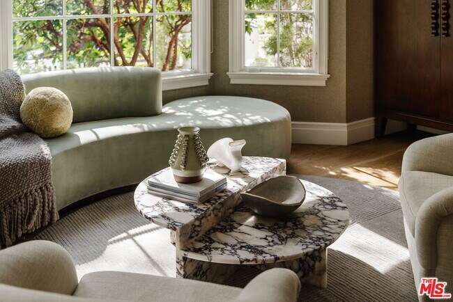 Building Photo - 957 Corsica Dr