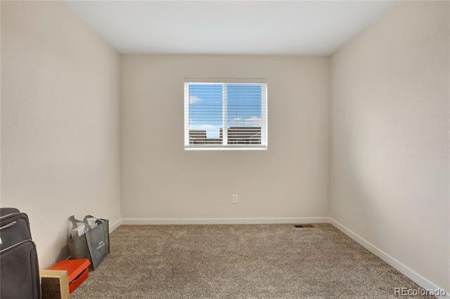 Building Photo - 10455 Kalama Dr