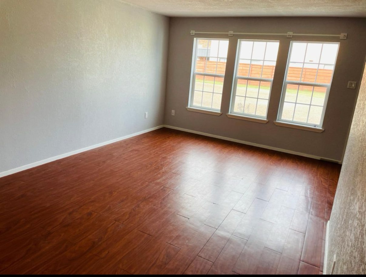 Living Room - 1619 Norma Ln