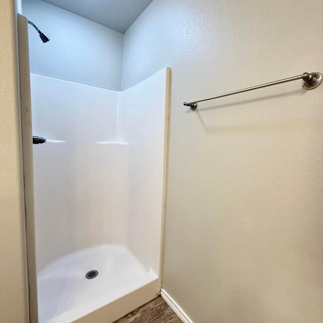 Building Photo - 1020 Preston Trails