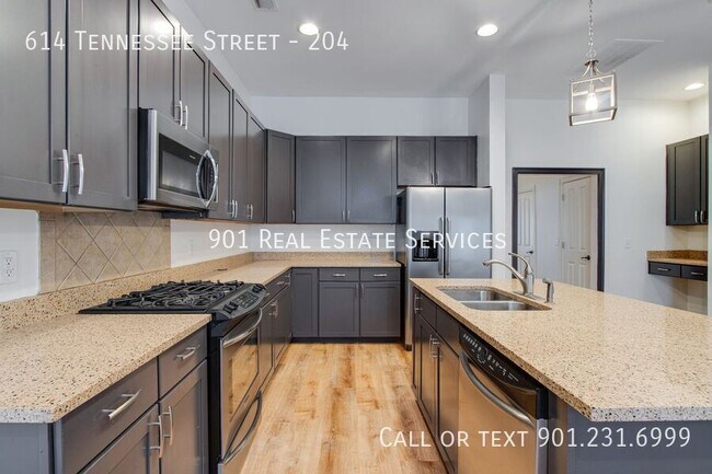 Building Photo - 614 Tennessee St