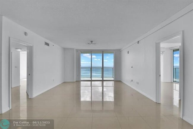 Building Photo - 16699 Collins Ave