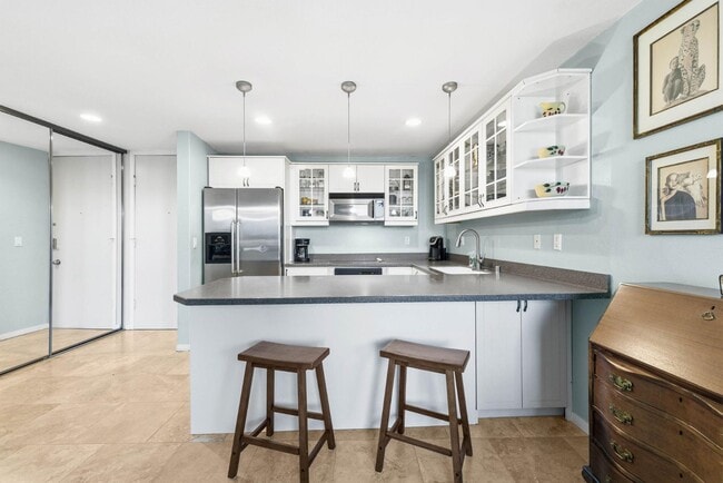 Building Photo - 3050 Rue D’Orleans