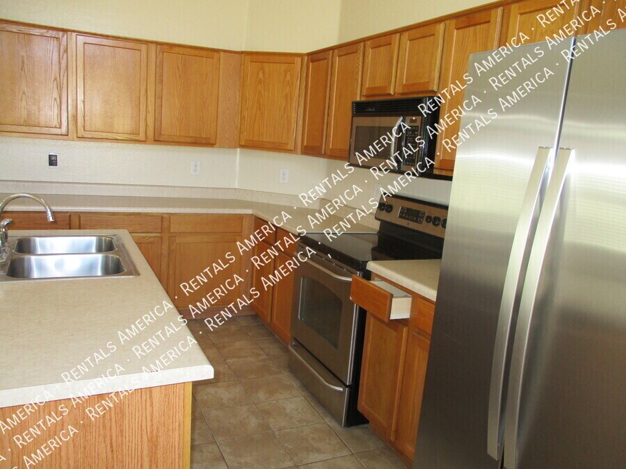 Building Photo - 1328 Natasha Dr