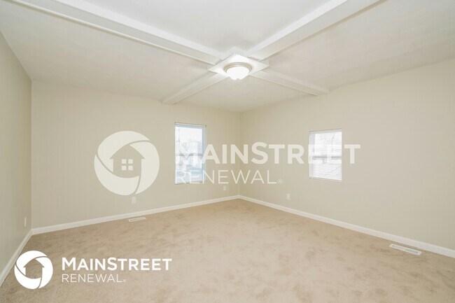 Building Photo - 1141 N Rochester Ave