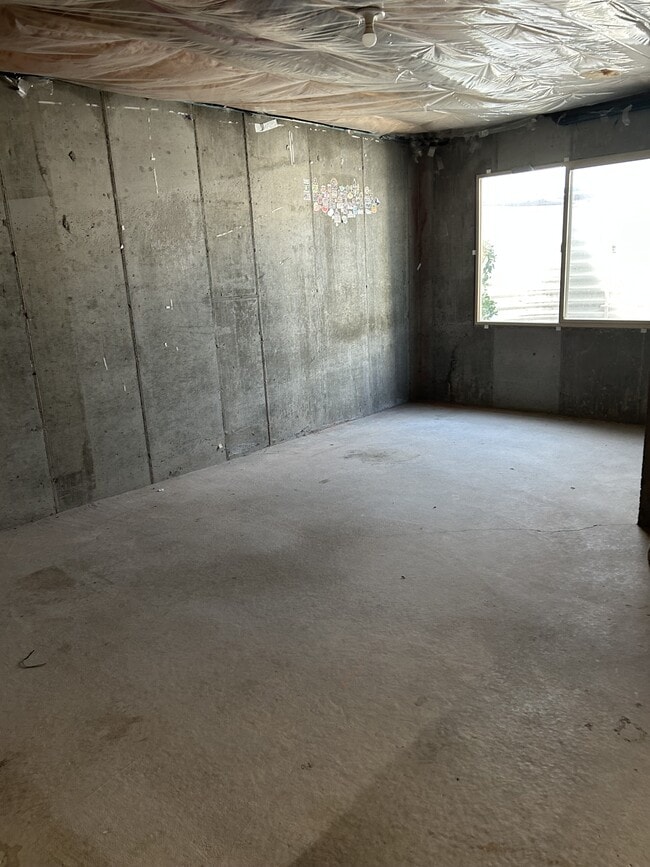 Building Photo - 2107 W 2180 N