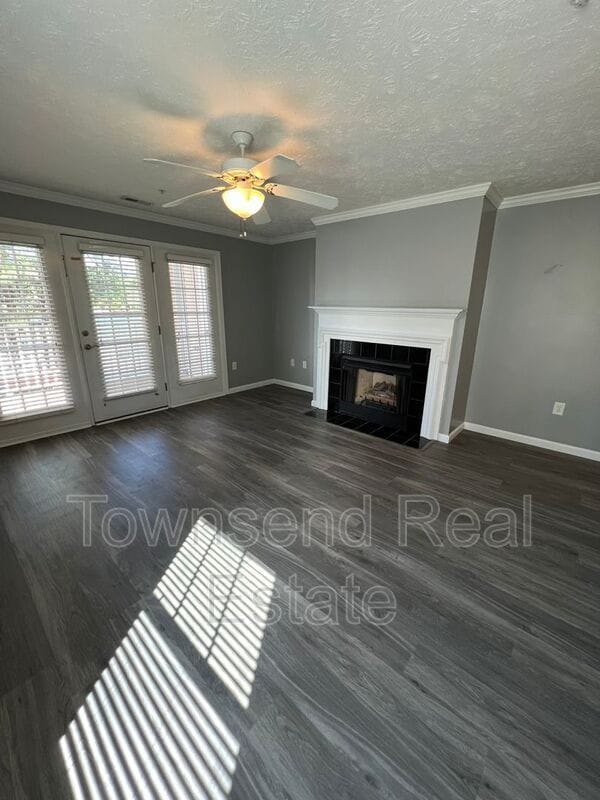 Building Photo - 3310 Harbour Pointe Pl