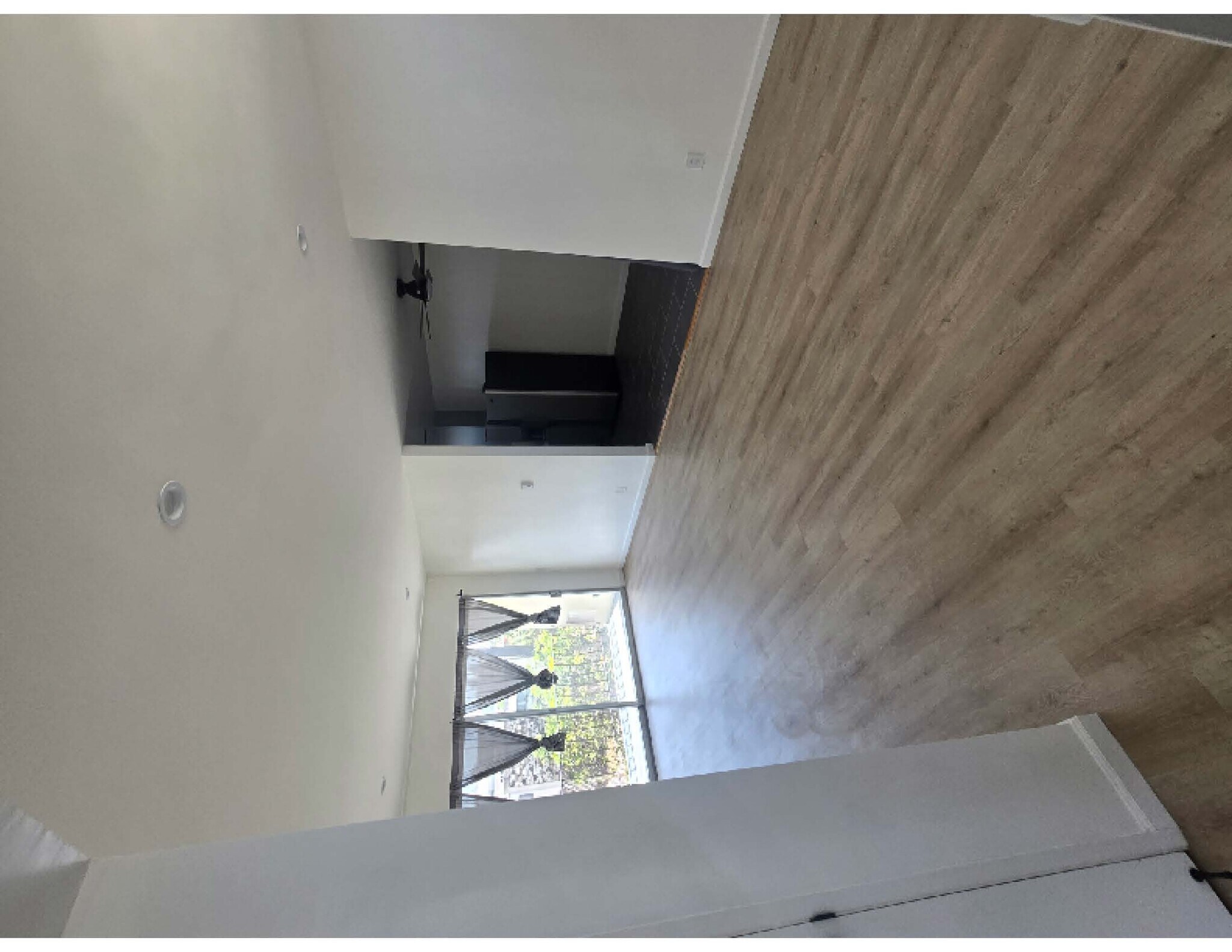 Building Photo - 3750 Midvale Ave