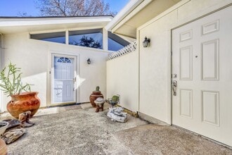 Building Photo - ALL Utilities Included!