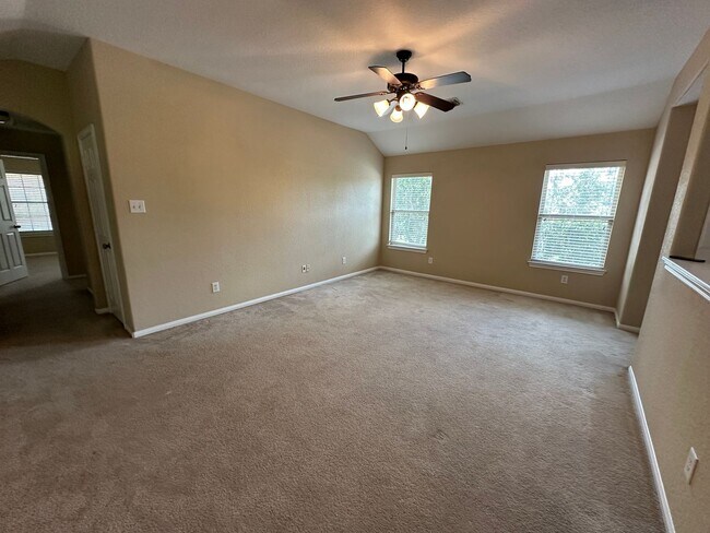 Building Photo - For Lease | 4 Bed, 2.5 Bath | 2,587 Sq Ft ...