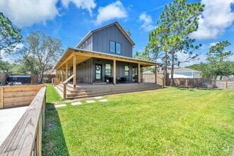 Building Photo - 132 Foxmeyer Dr