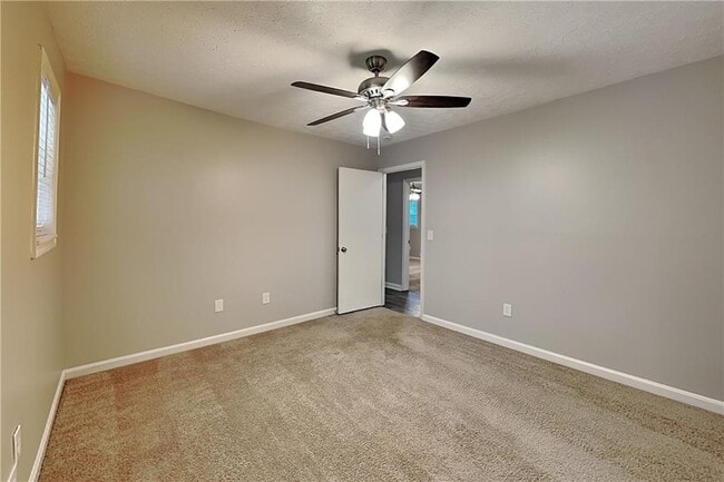 Building Photo - 2426 Emberwood Ct
