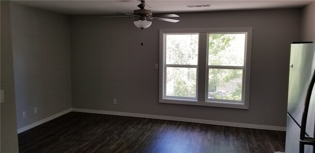 Building Photo - 721 Taylor St