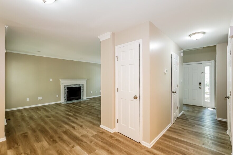 Building Photo - 8313 Poplar Grove Cir