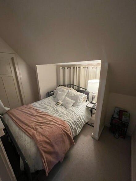 Building Photo - 3472 N Downer Ave