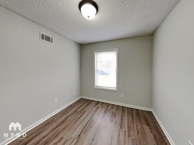Building Photo - 2061 Coral Hills Dr