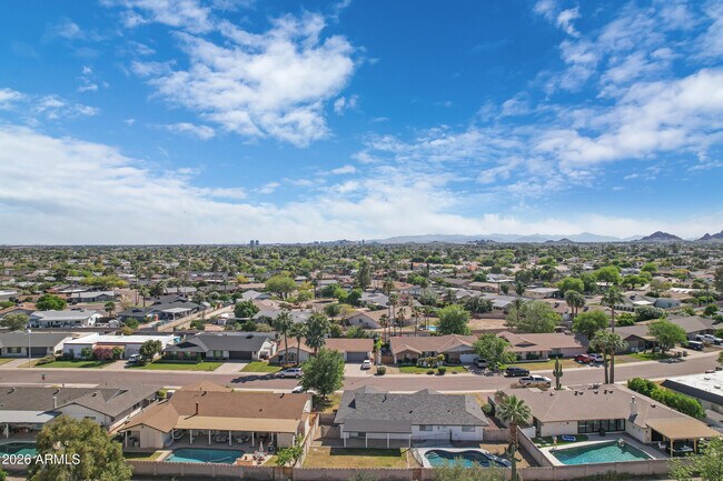 Building Photo - 8426 E Monterey Way