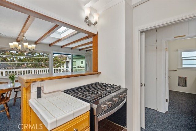 Building Photo - 122 Opal Ave