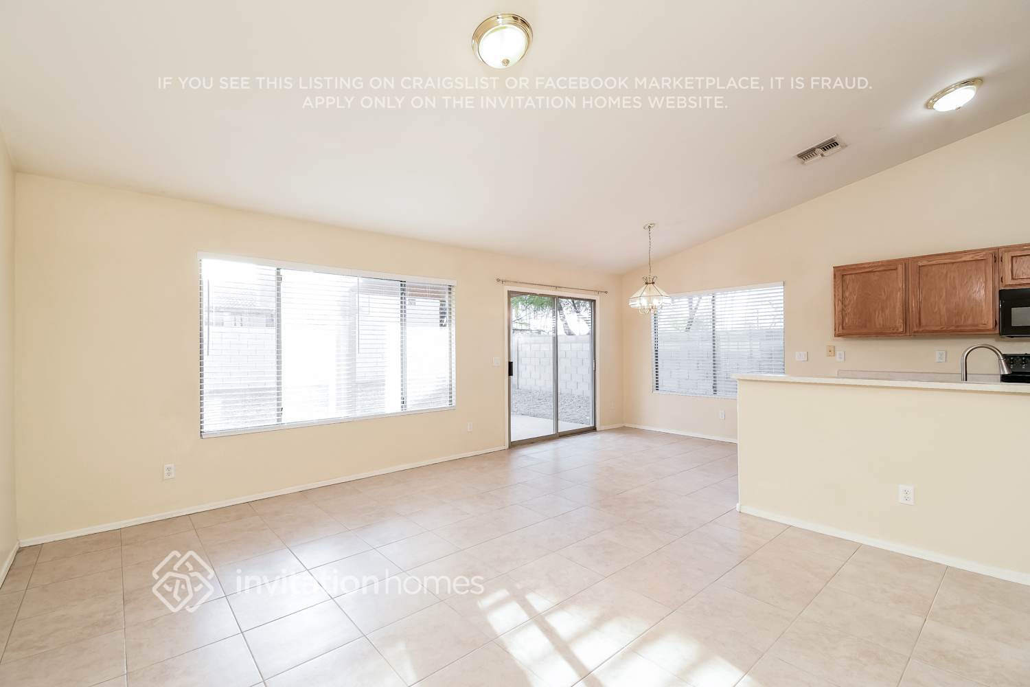 Building Photo - 775 S Lanus Dr