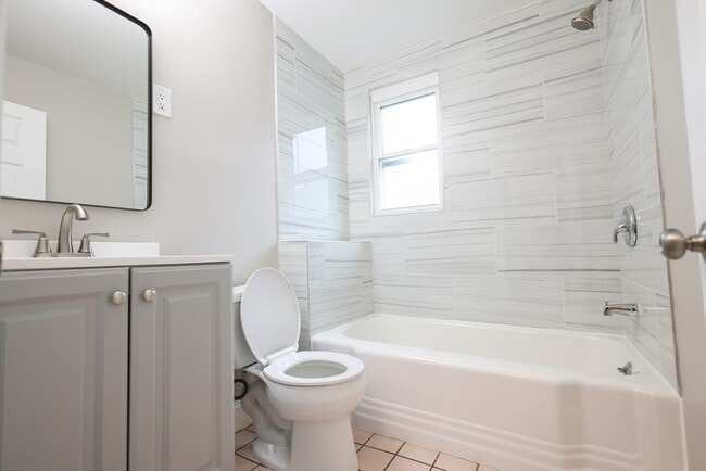 Building Photo - 31 Graham St