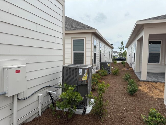 Building Photo - 2951 Sailhouse Dr