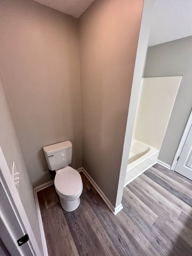 Building Photo - Townhouse available now FOR RENT in Daleville, AL!!