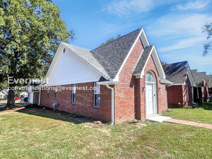 Building Photo - 1664 Joy Blvd