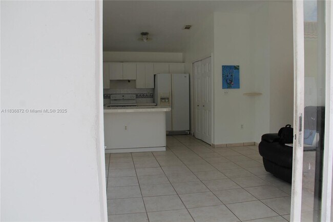 Building Photo - 5402 SW 144th Ct