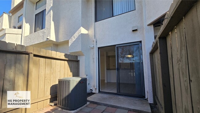 Building Photo - 1542 Granite Hills Dr