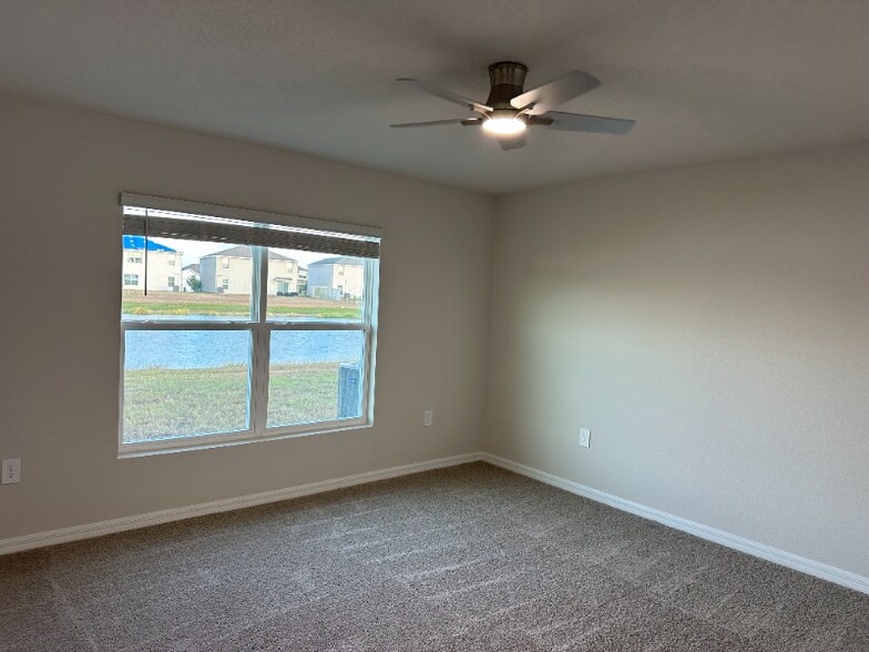 Building Photo - 12039 Lansing Gln