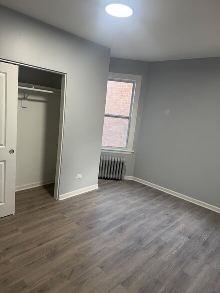 Building Photo - 7353 S King Dr