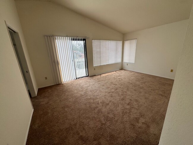 Building Photo - 10044 Rock Hill
