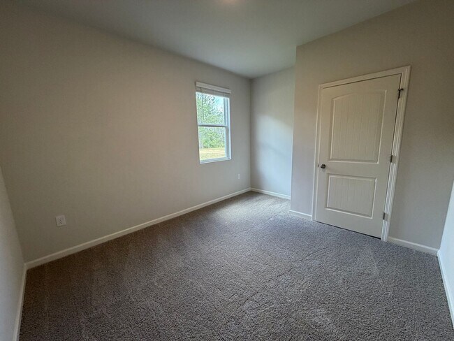 Building Photo - Brand New 5/3 House in Armuchee- $2,195