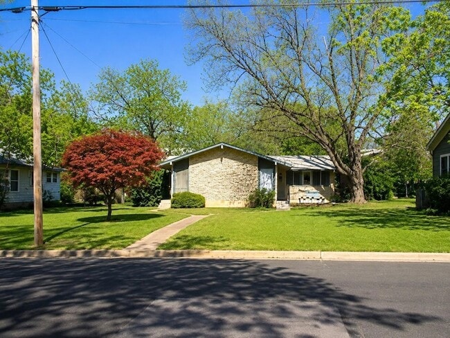 Building Photo - 4812 Avenue H