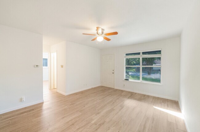Building Photo - 6209 Middleham Pl