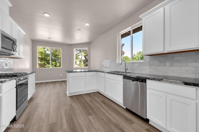 Building Photo - 1460 Copper Point Cir