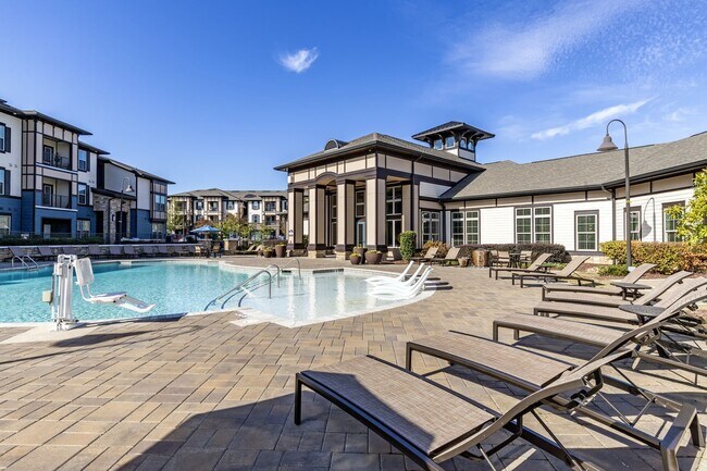 The Addison At South Tryon Charlotte Nc Apartment Finder