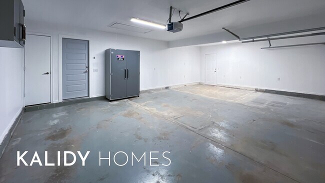 Building Photo - 5921 SE 88th St