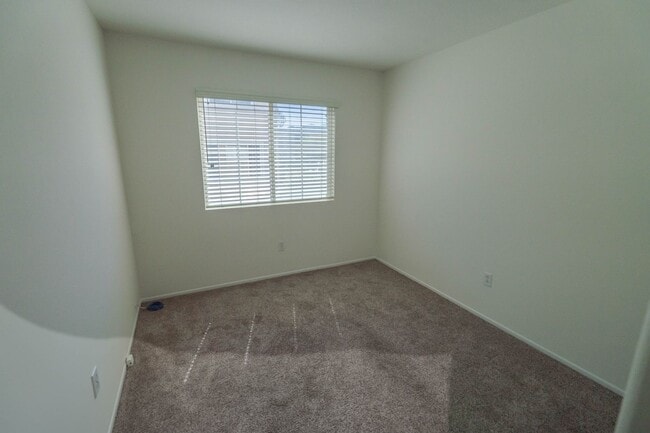 Building Photo - The Palisades -  3 Bedroom Townhome for Rent in Stevenson Ranch!