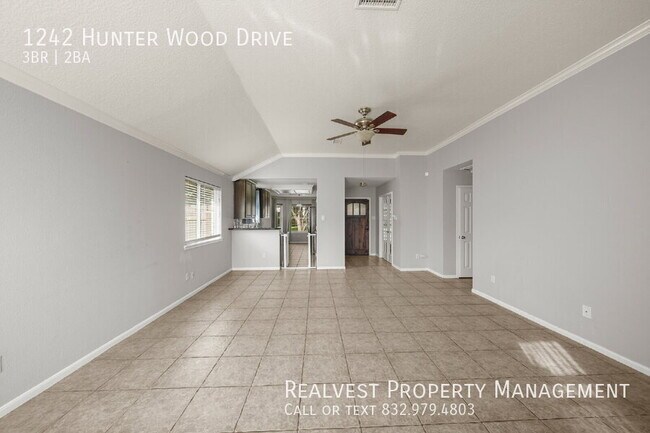 Building Photo - 1242 Hunter Wood Dr