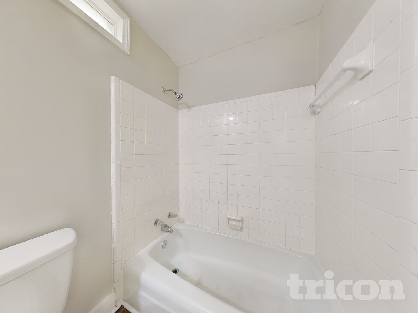 Building Photo - 2010 Flintwood Dr