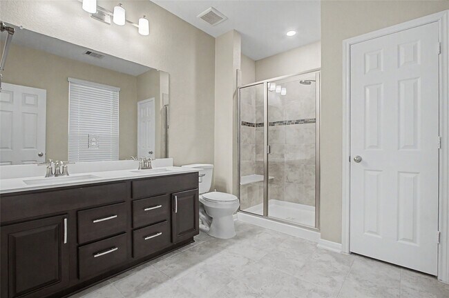 Building Photo - 7219 Escondido Dr