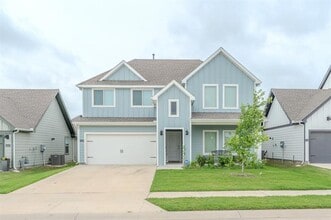 Building Photo - 13128 S Haven Wy