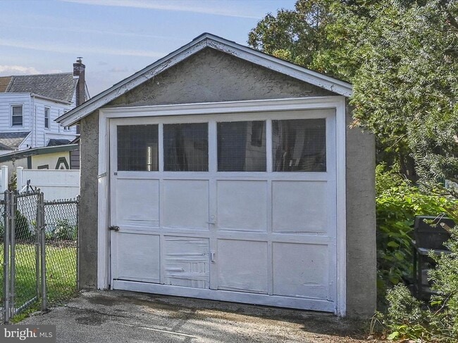 Building Photo - 2814 St Marys Rd