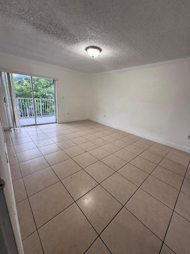 Building Photo - 2660 W 76th St