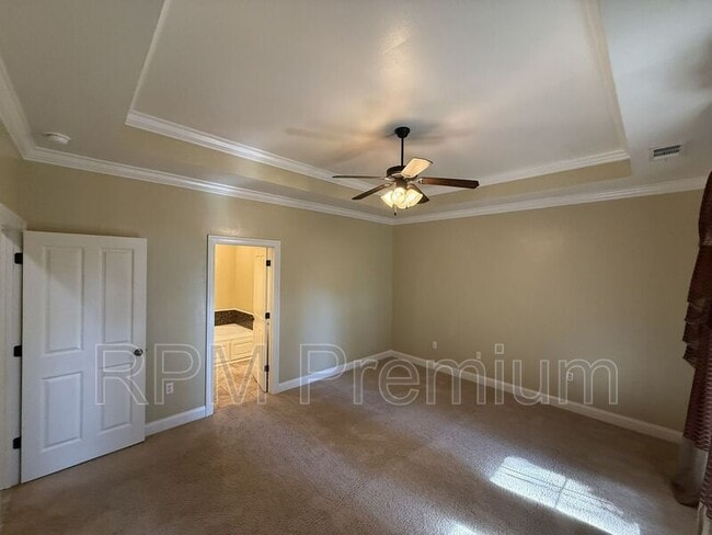 Building Photo - 17734 Spring Creek Dr