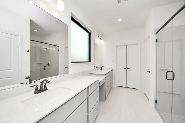 Building Photo - 10706 Ursa St